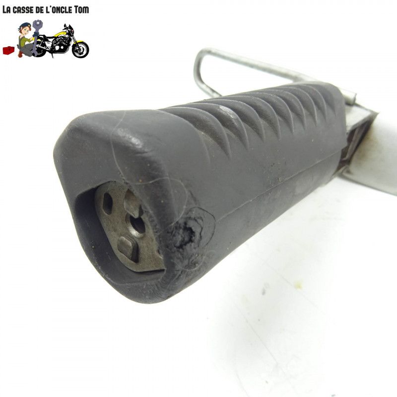 Platine + repose pied arrière droit Aprilia 650 starck 6.5 1996 - CTM-11507-051