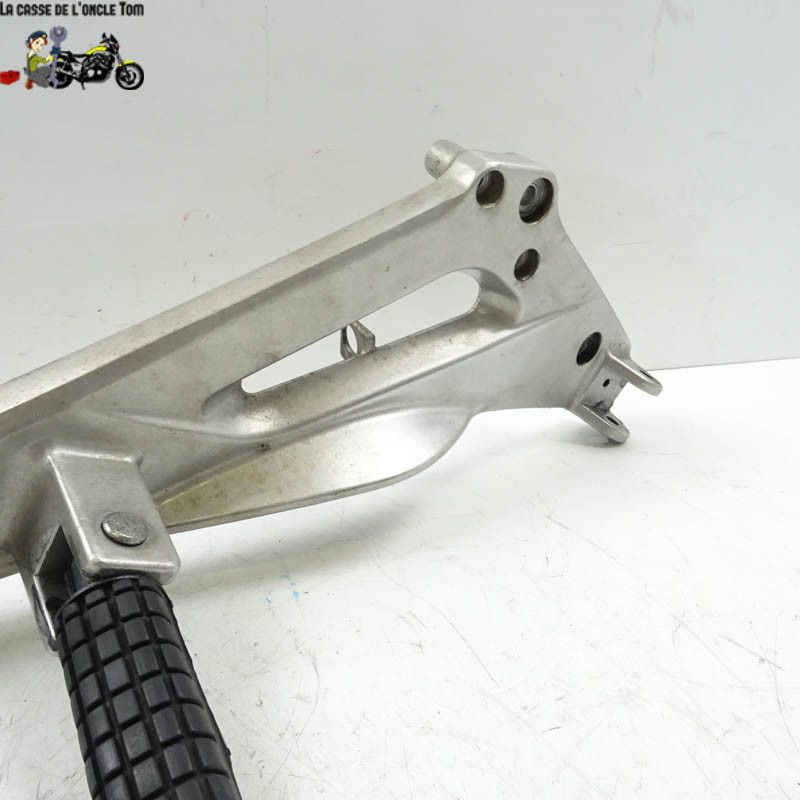 Platine droite + repose pied Honda 650 NT650v Deauville 1999 - CTM-9219-024