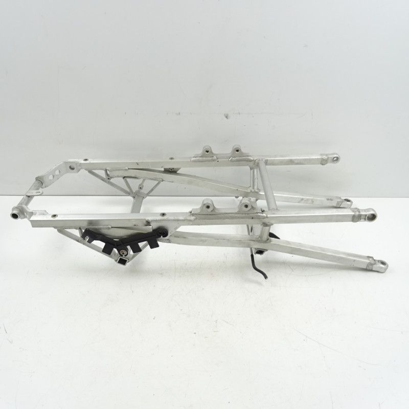 Boucle arrière Aprilia 1000 RSV 2004 - CTM-BOUCLE-005