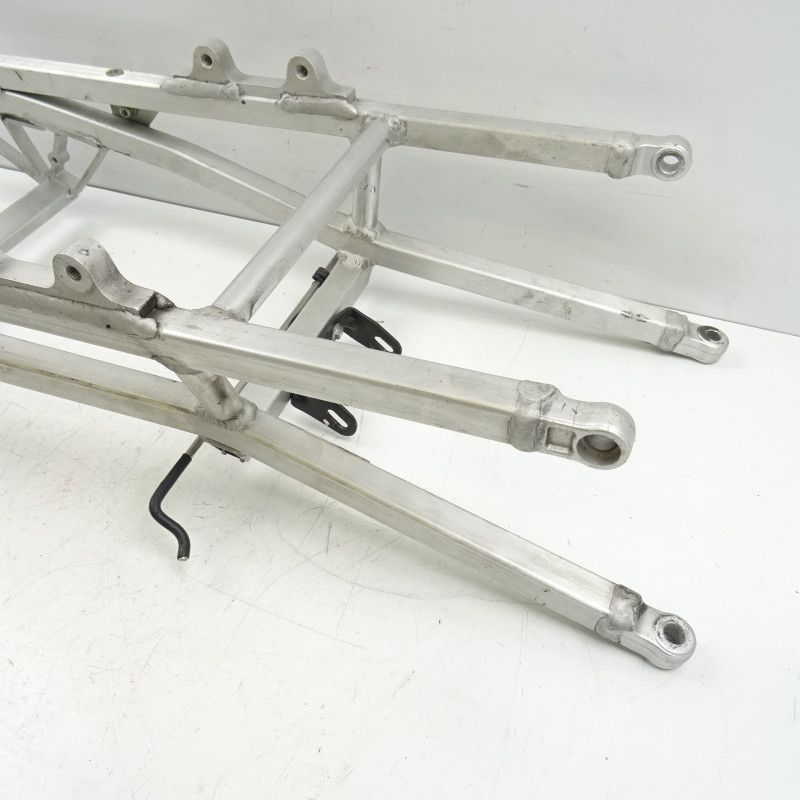 Boucle arrière Aprilia 1000 RSV 2004 - CTM-BOUCLE-005