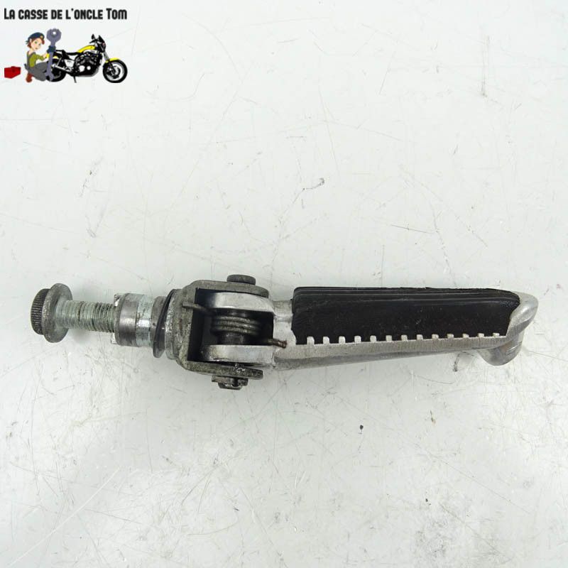 Repose pied avant droit Suzuki 1000 TL S  2000 - CTM-11840-020