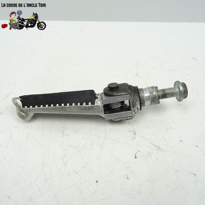 Repose pied avant droit Suzuki 1000 TL S  2000 - CTM-11840-020