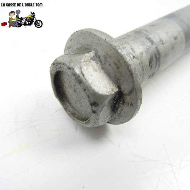 Axe de roue arrière Honda 600 cbf hornet 2009 - CTM-9196-060