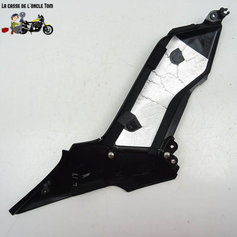Cache latéral gauche sous réservoir Kawasaki 900 Z900 2018 - CTM-11218-047