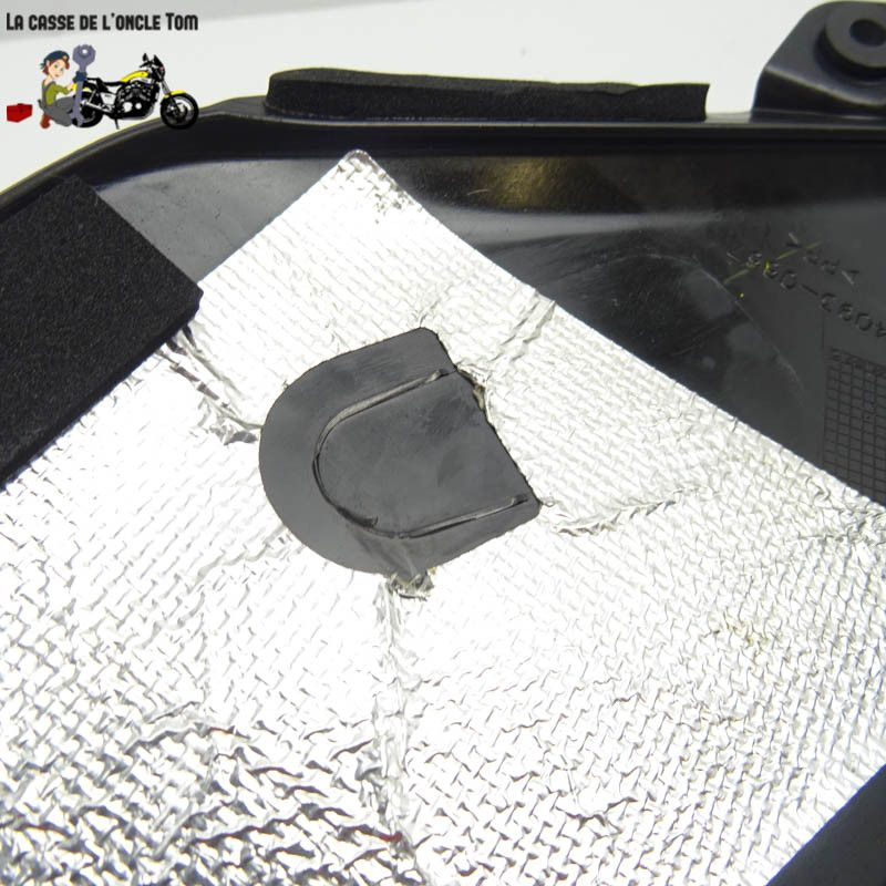 Cache latéral gauche sous réservoir Kawasaki 900 Z900 2018 - CTM-11218-047