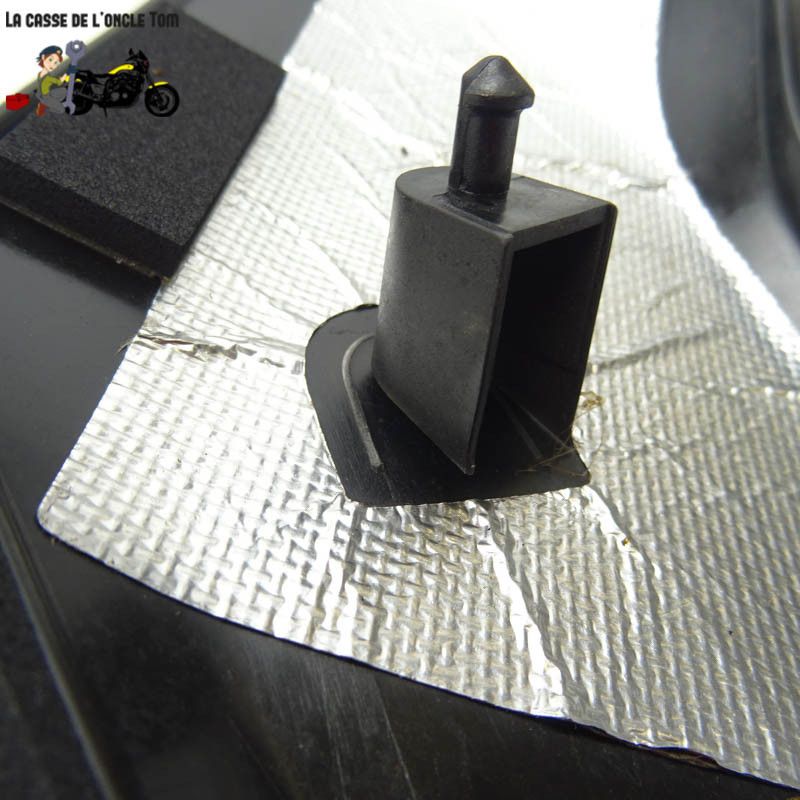 Cache latéral droit sous réservoir Kawasaki 900 Z900 2018 - CTM-11218-053