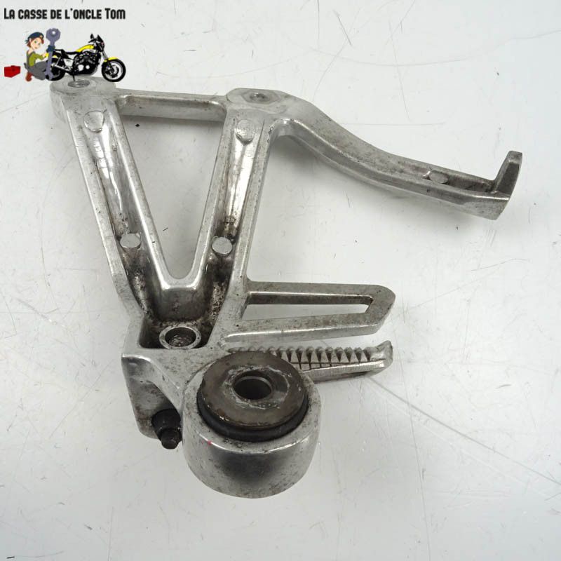 Platine arrière droite + repose pied Yamaha 600 Fazer 1999 - CTM-9996-047
