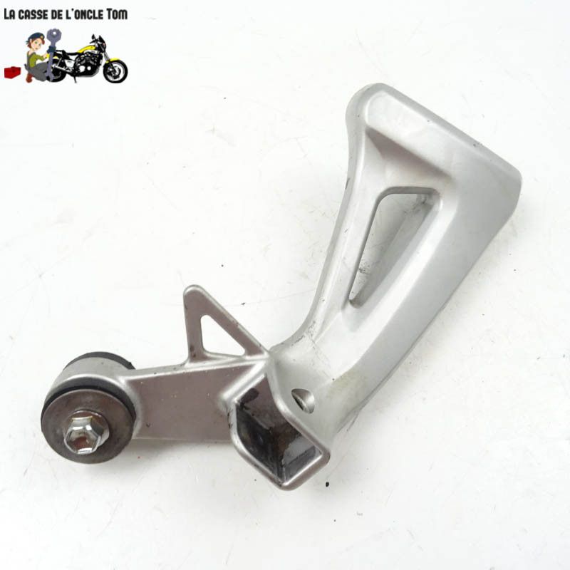 Platine arrière droite Suzuki 650 SV 1999 Platine arrière droite Suzuki 650 SV 1999