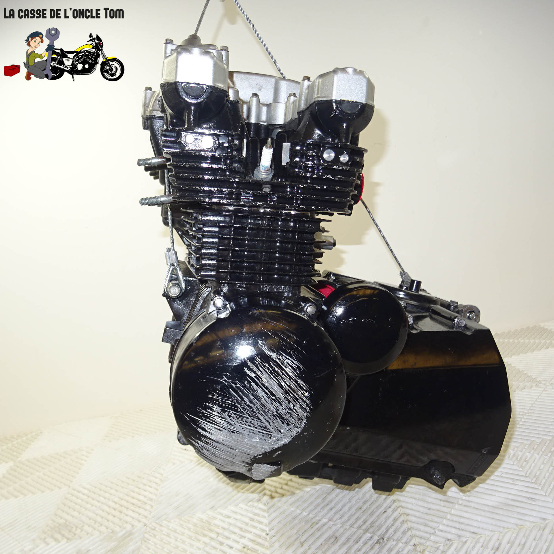 Culasse Kawasaki ZR7 1999-2004 – Pièce D’occasion Argentée, Référence 08